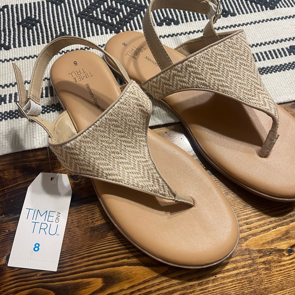 Women’s memory foam sandals